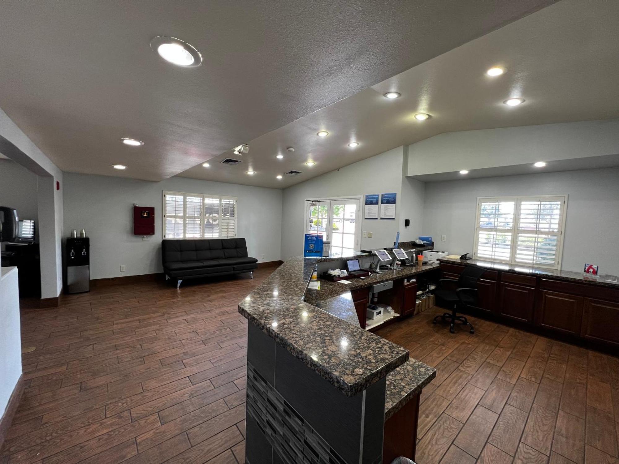 Studio 6 Flagstaff Az Luaran gambar